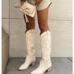 Dolce Vita Cream Western Boots NWOT